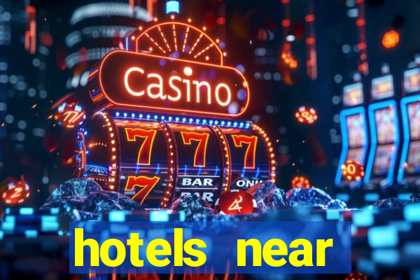 hotels near hollywood casino