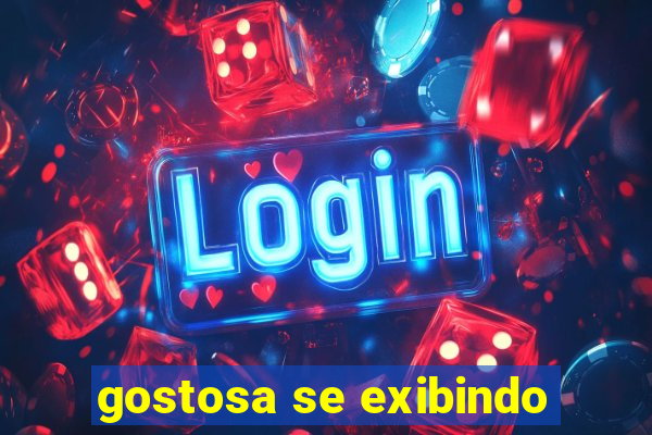 gostosa se exibindo